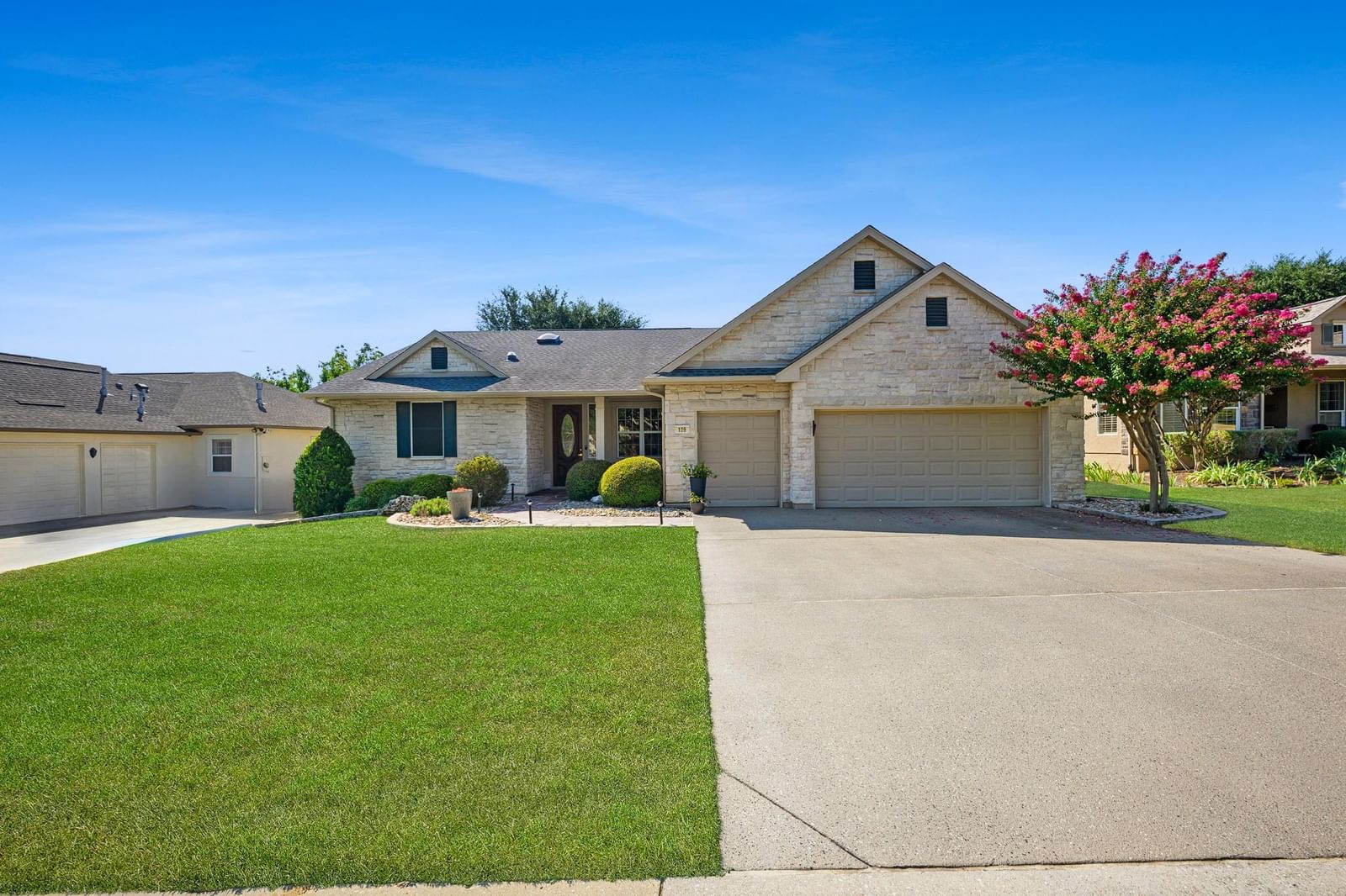109 Goldenrod WAY - Photo 1