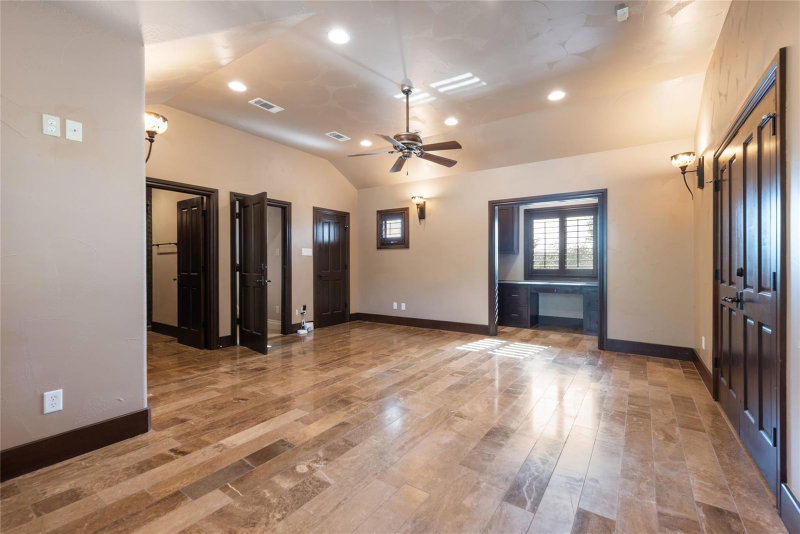 Property photo 25