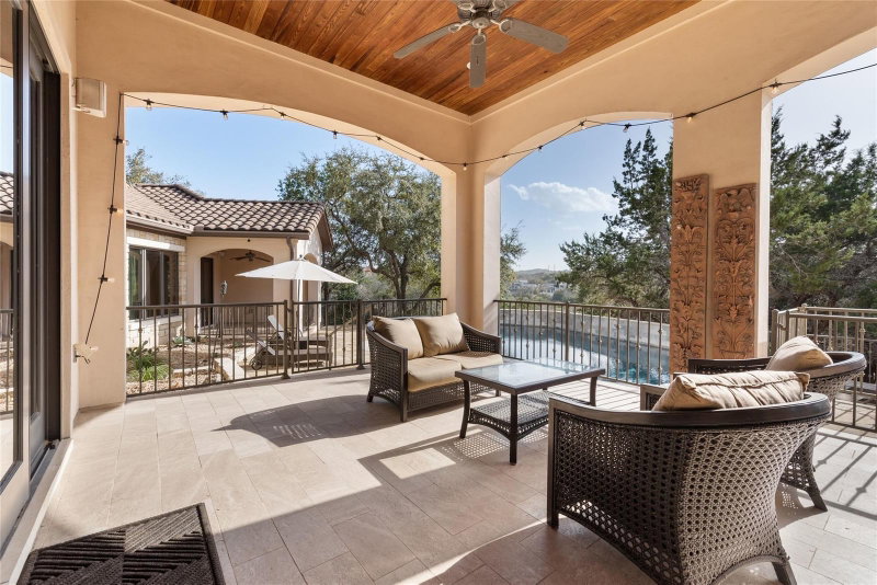 Property photo 35