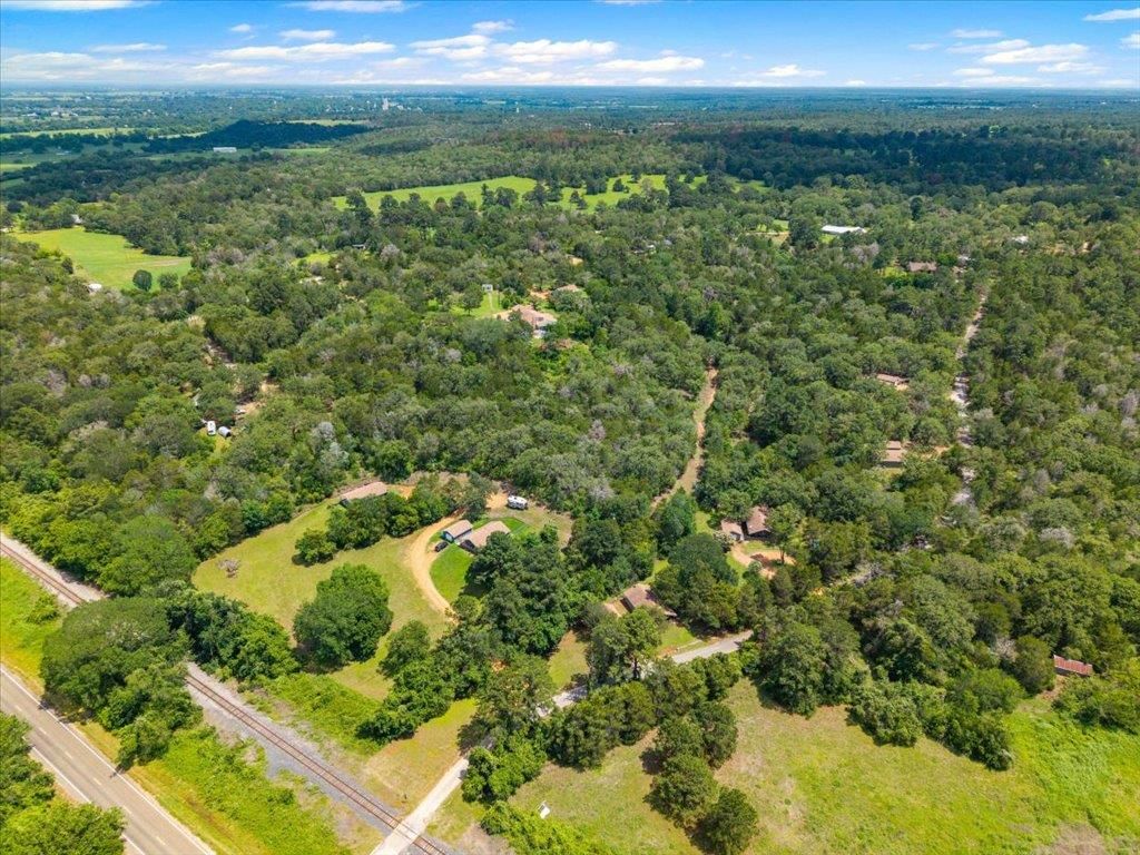 107 Mountain Valley DR - Photo 1