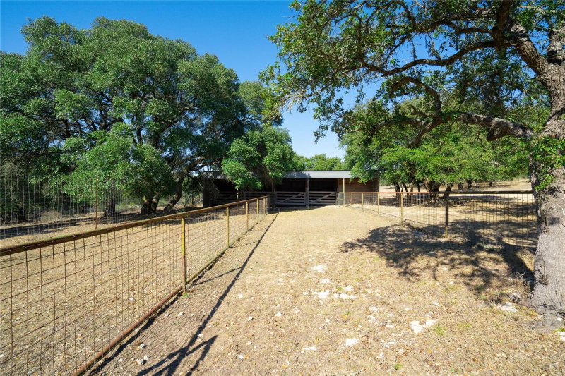 Property photo 21