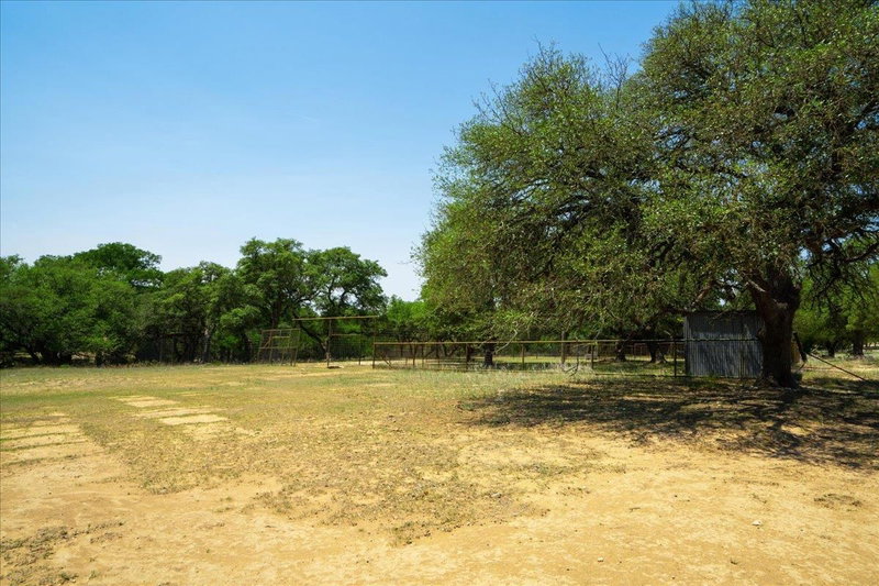 Property photo 27