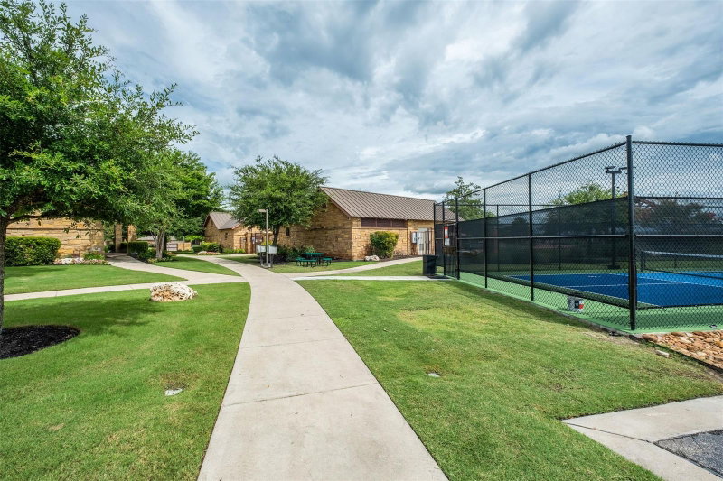 Property photo 33