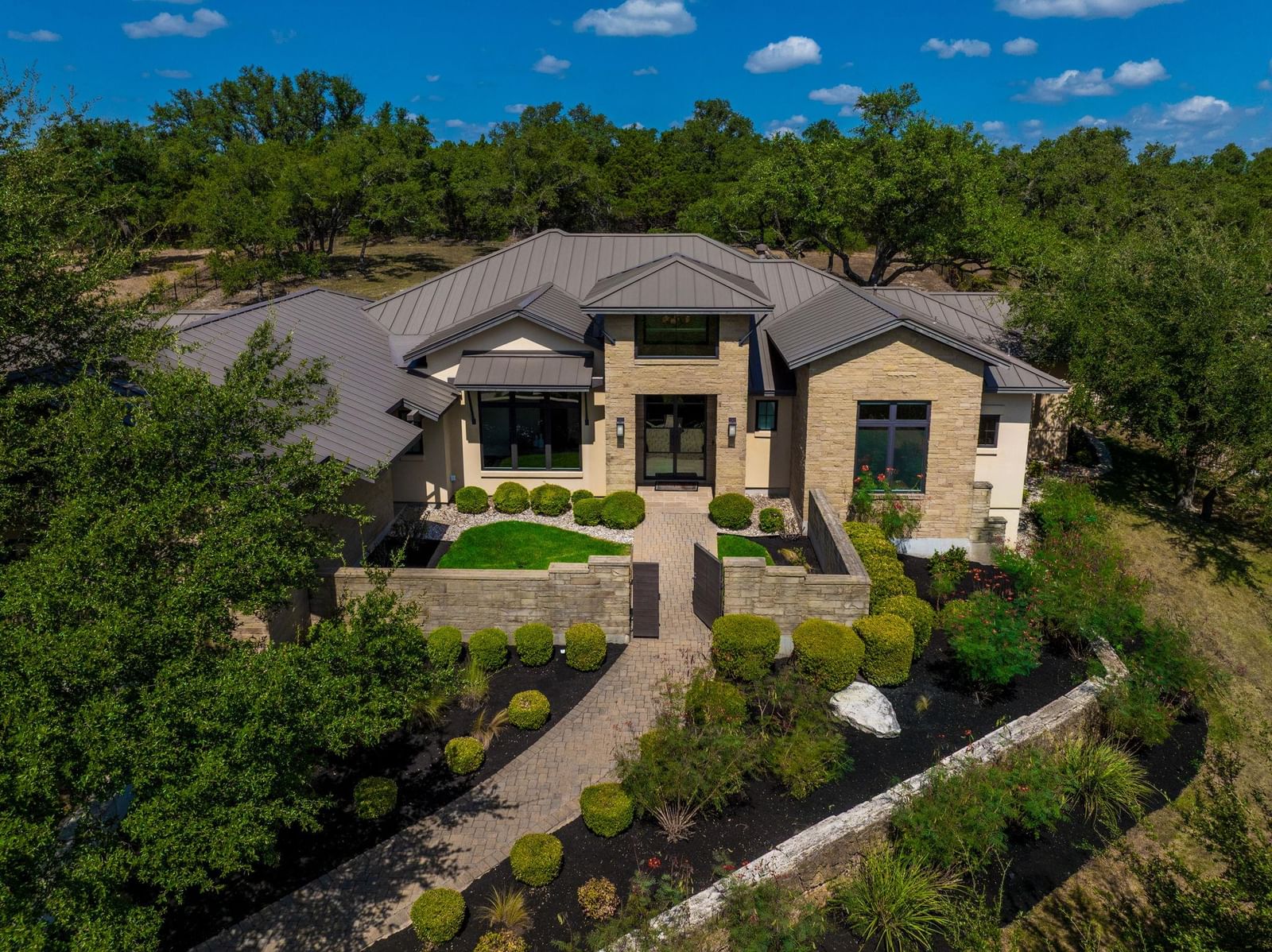 18309 Flagler DR - Photo 1