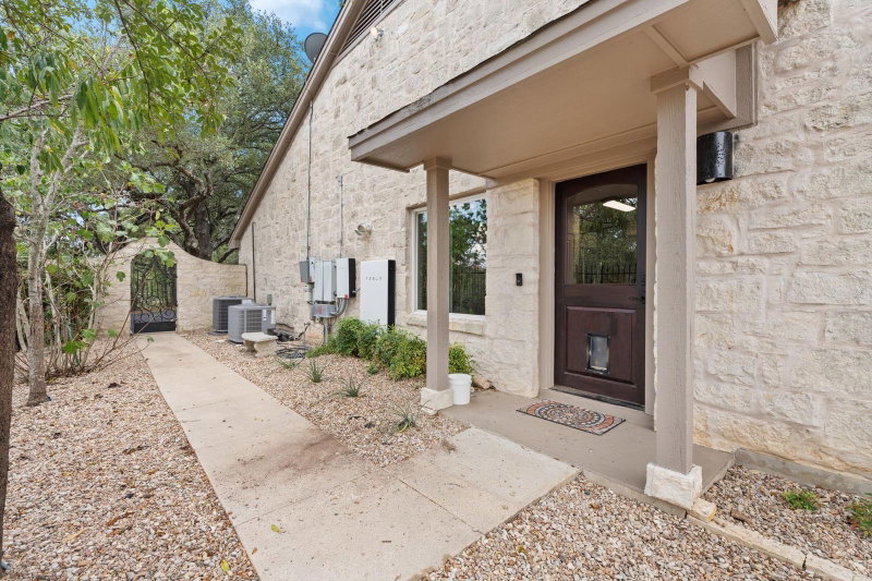 Property photo 35