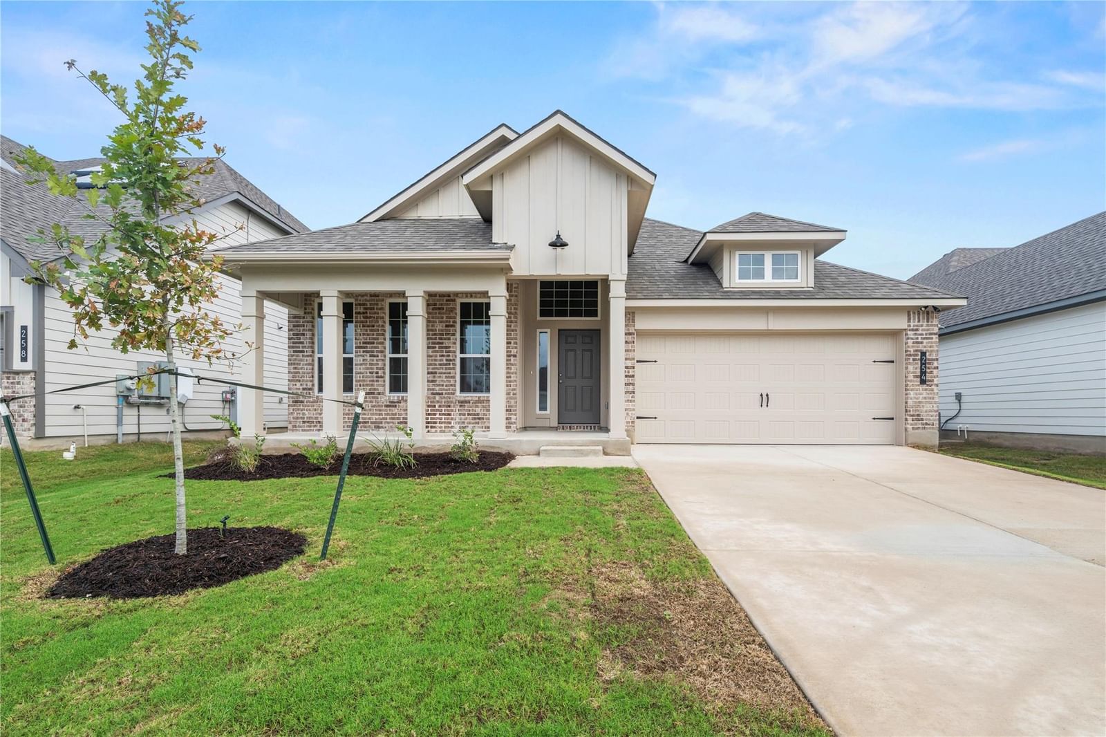 254 Gus LOOP - Photo 1