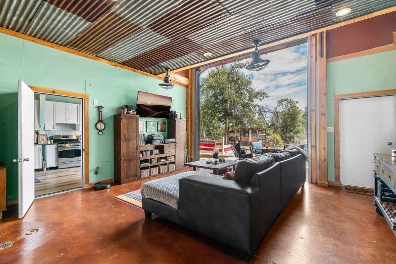 Property photo 12