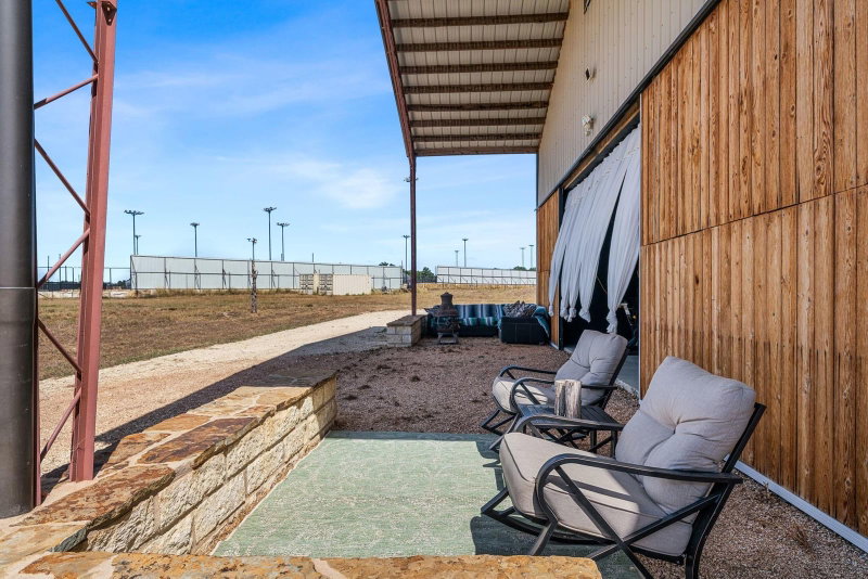 Property photo 31