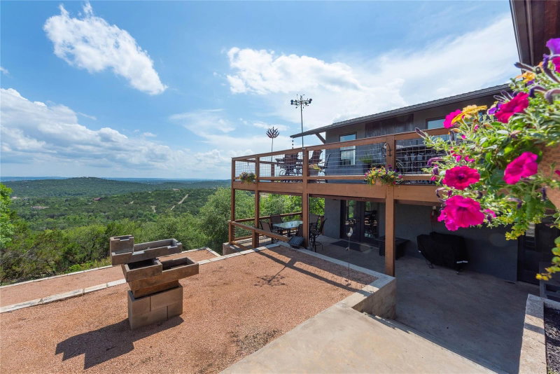 Property photo 38