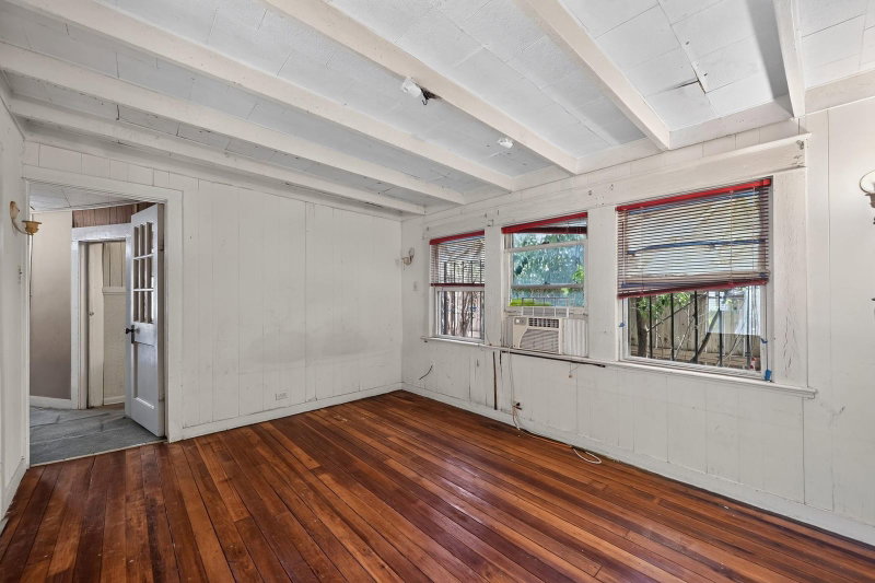 Property photo 31
