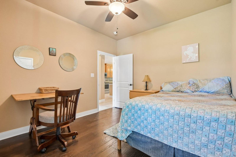 Property photo 18