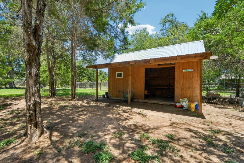 Property photo 34