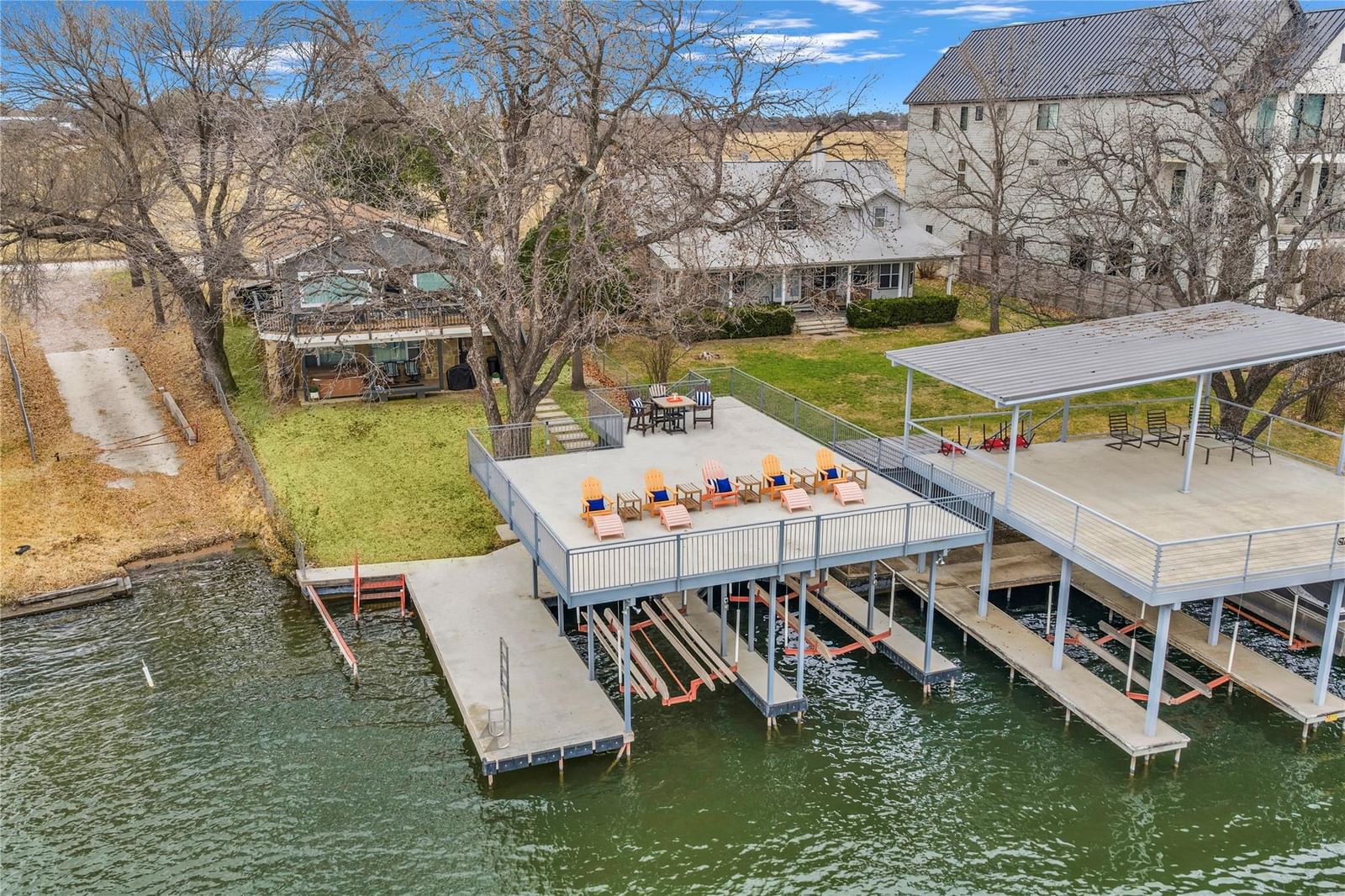 525 Ellen Williams LOOP - Photo 1