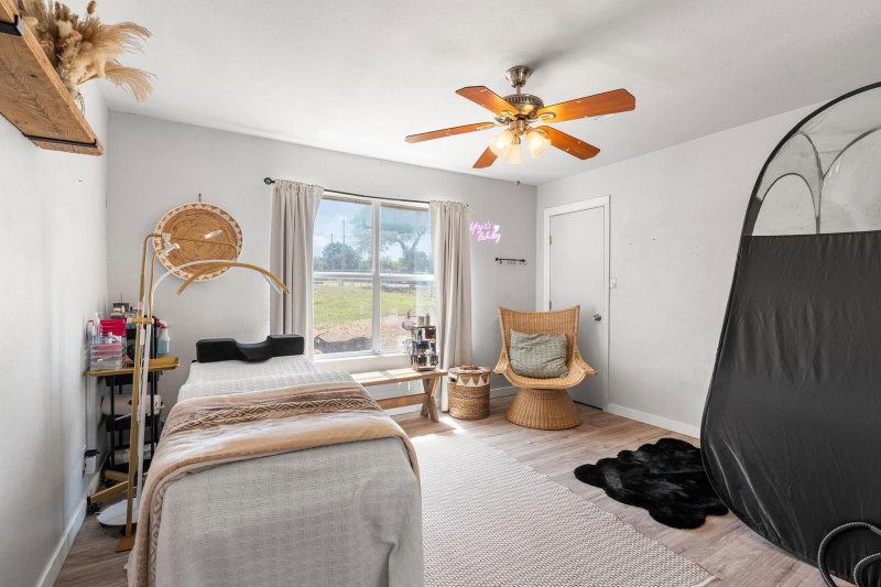 Property photo 13