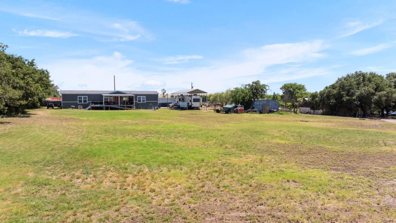 Property photo 23