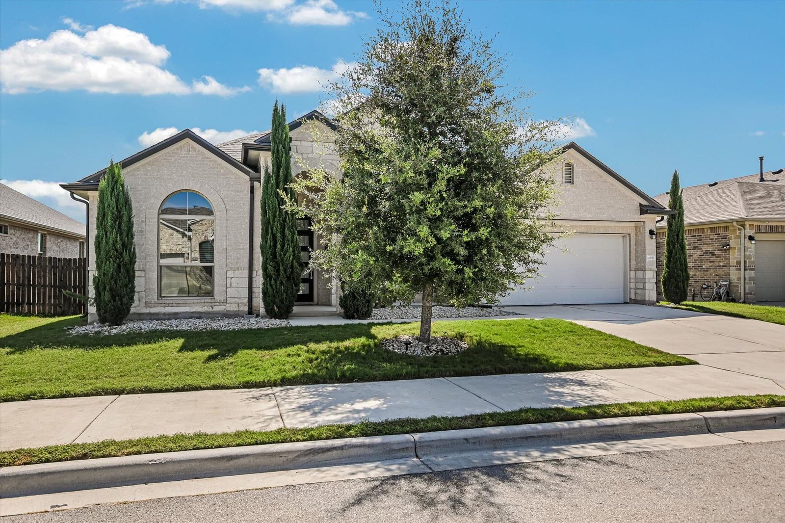 16932 Aventura Ave - Photo 1