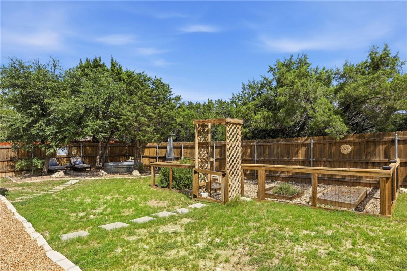 Property photo 27