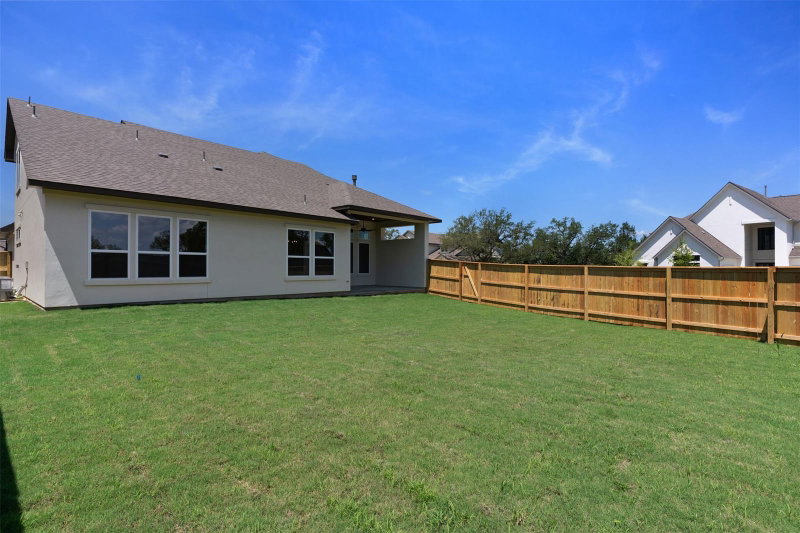 Property photo 32