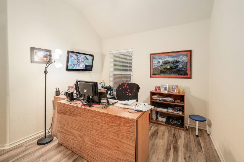 Property photo 25