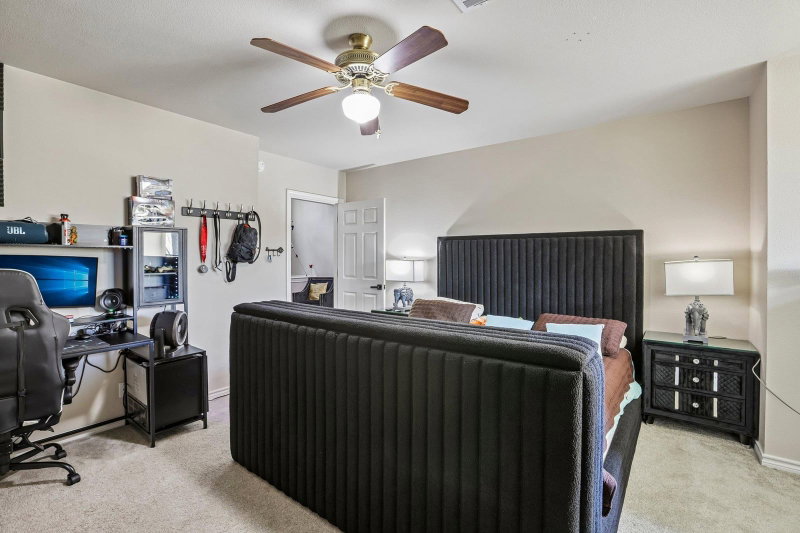 Property photo 28