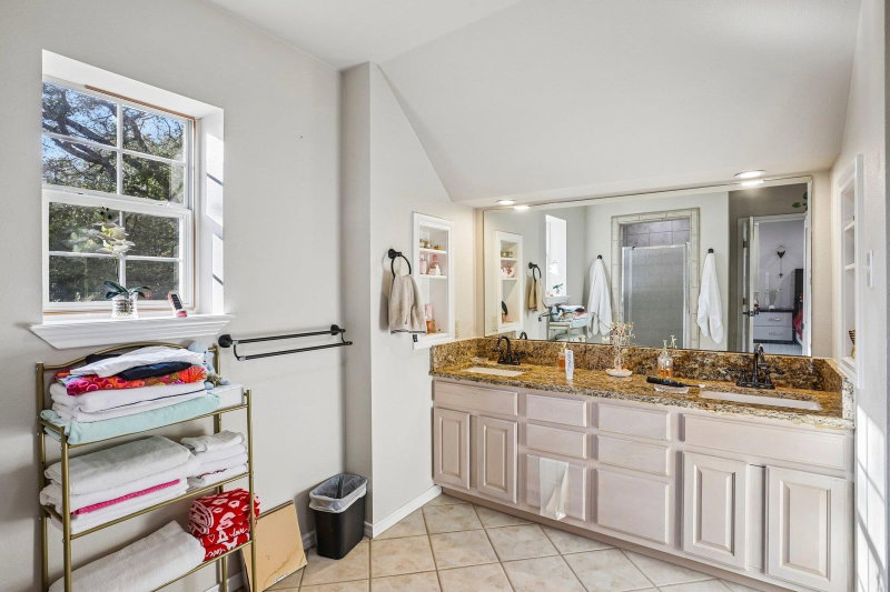 Property photo 30
