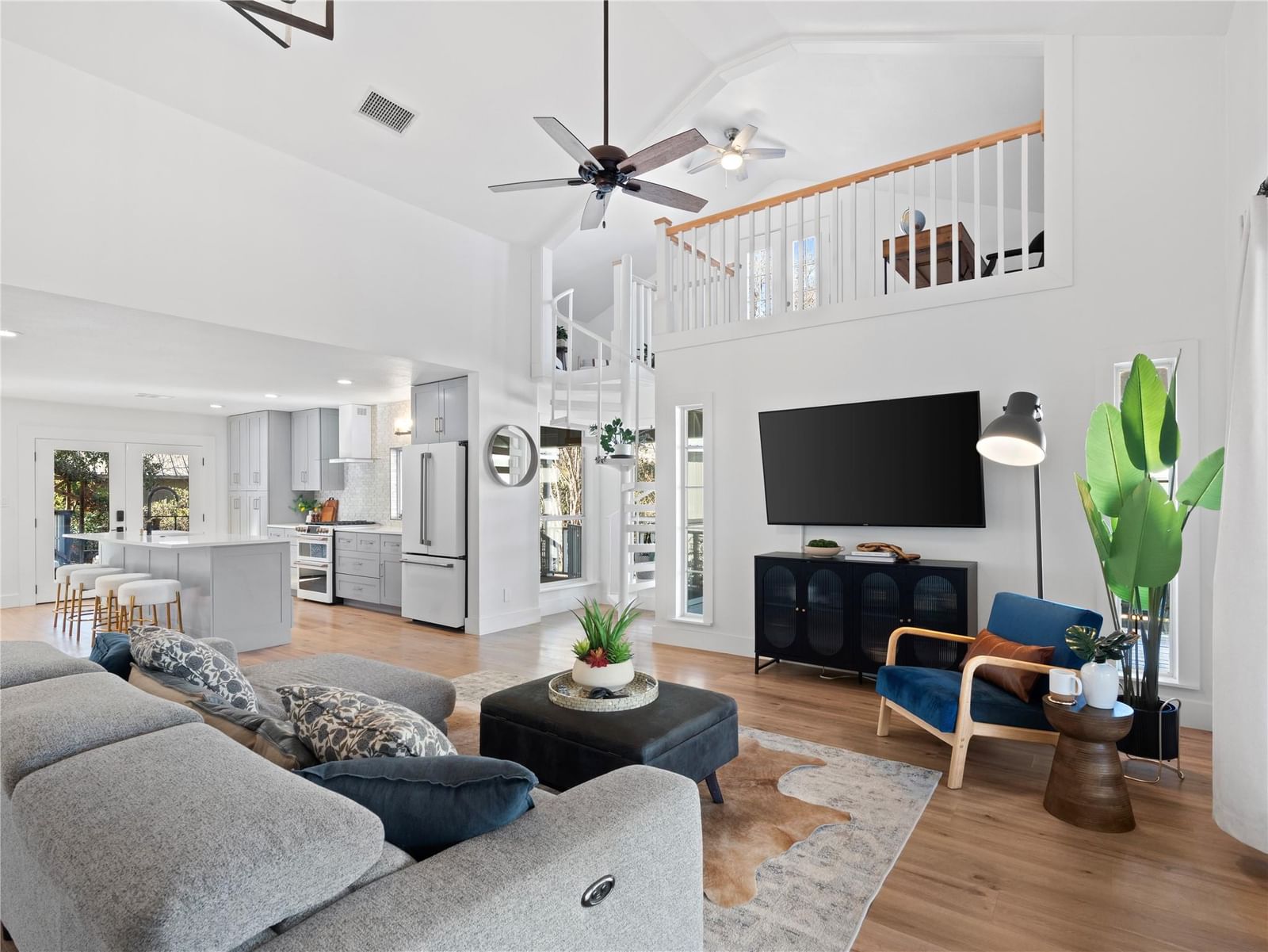 5108 Sioux LN - Photo 1
