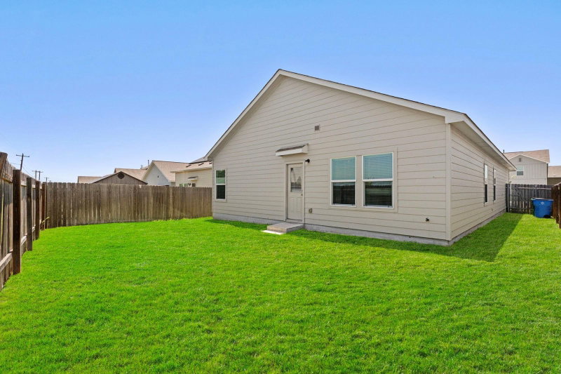Property photo 32