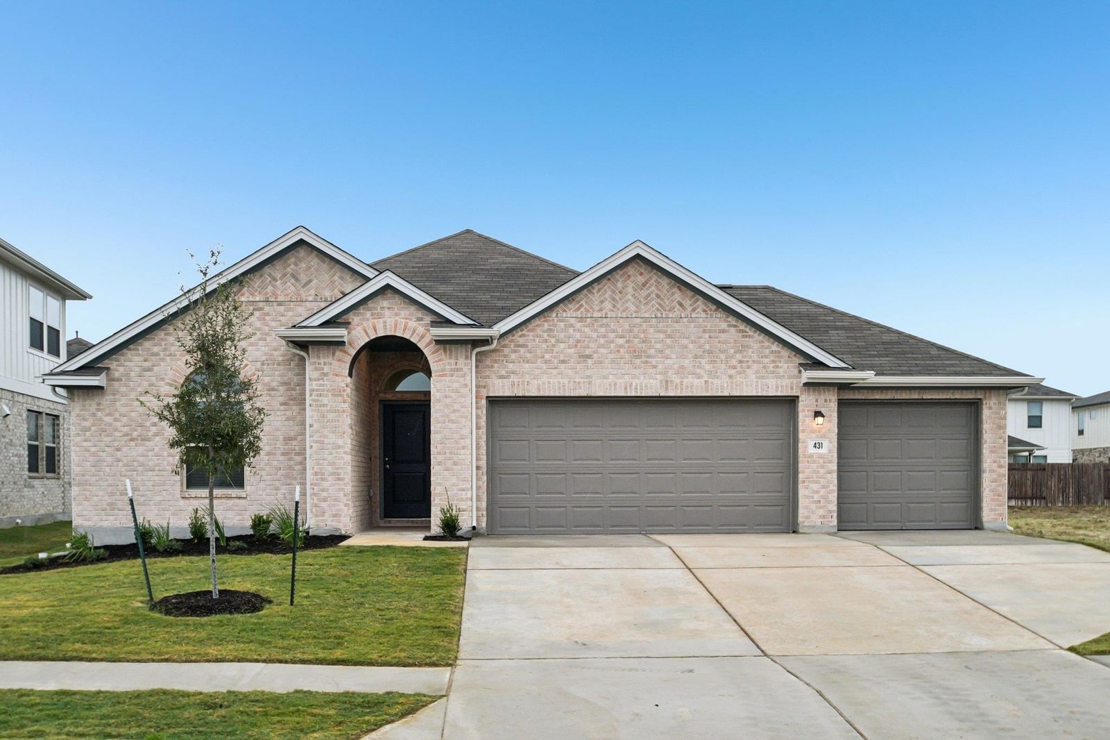 431 Dogvane CIR - Photo 1