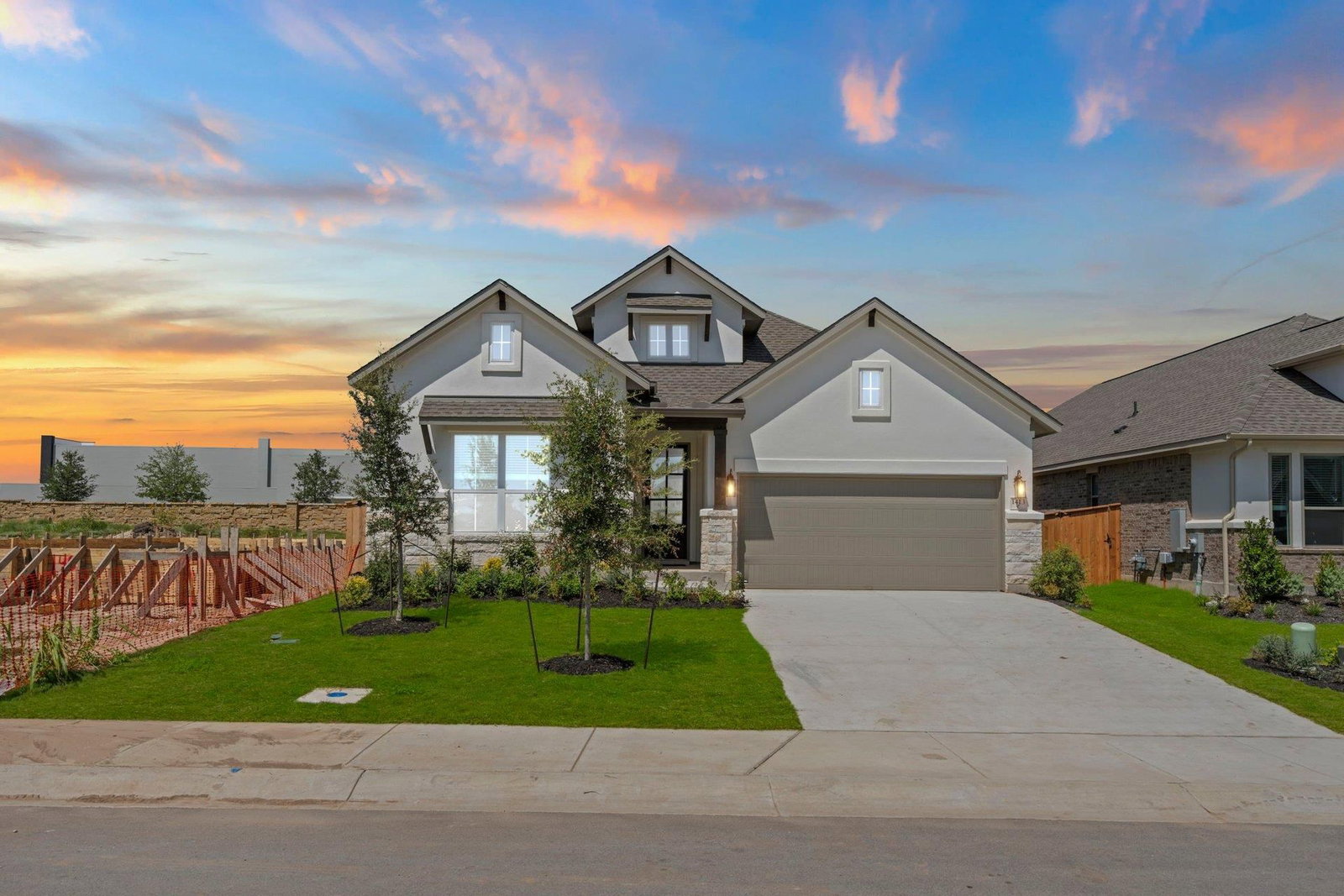 1413 Corduroy LN - Photo 1