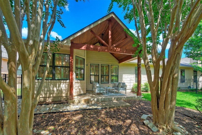 Property photo 32
