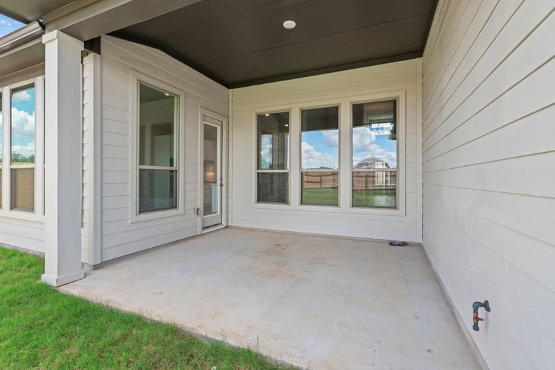Property photo 33