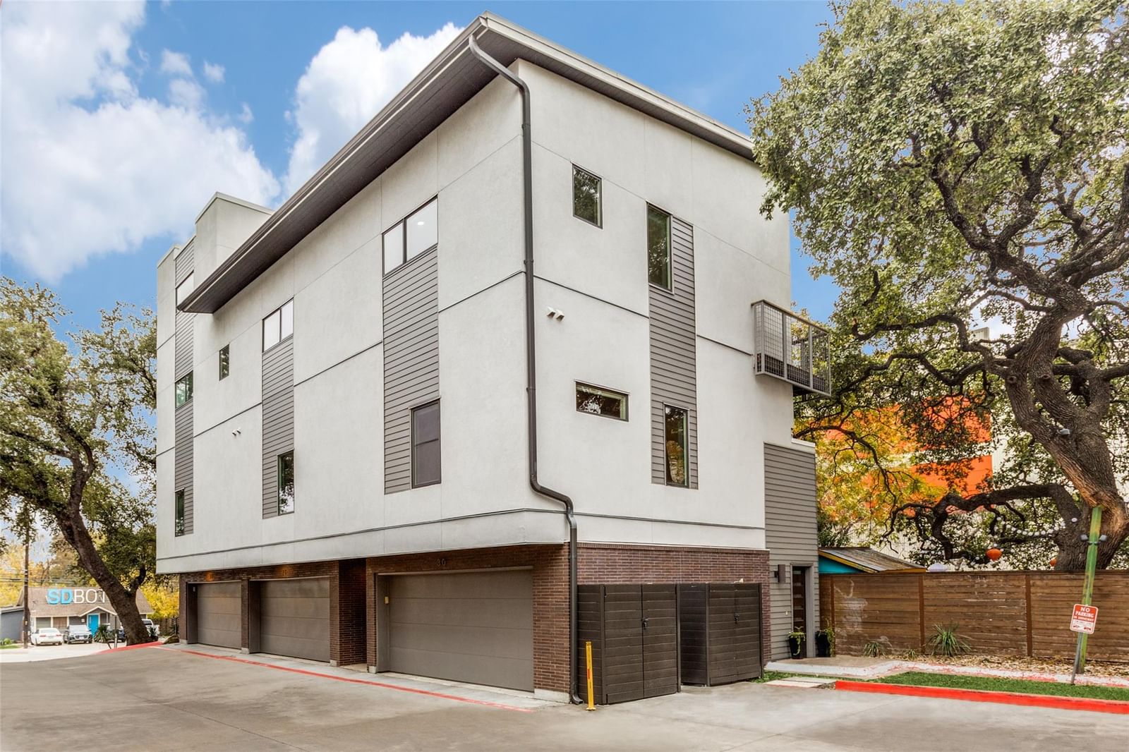 1702 Lamar BLVD #30 - Photo 1