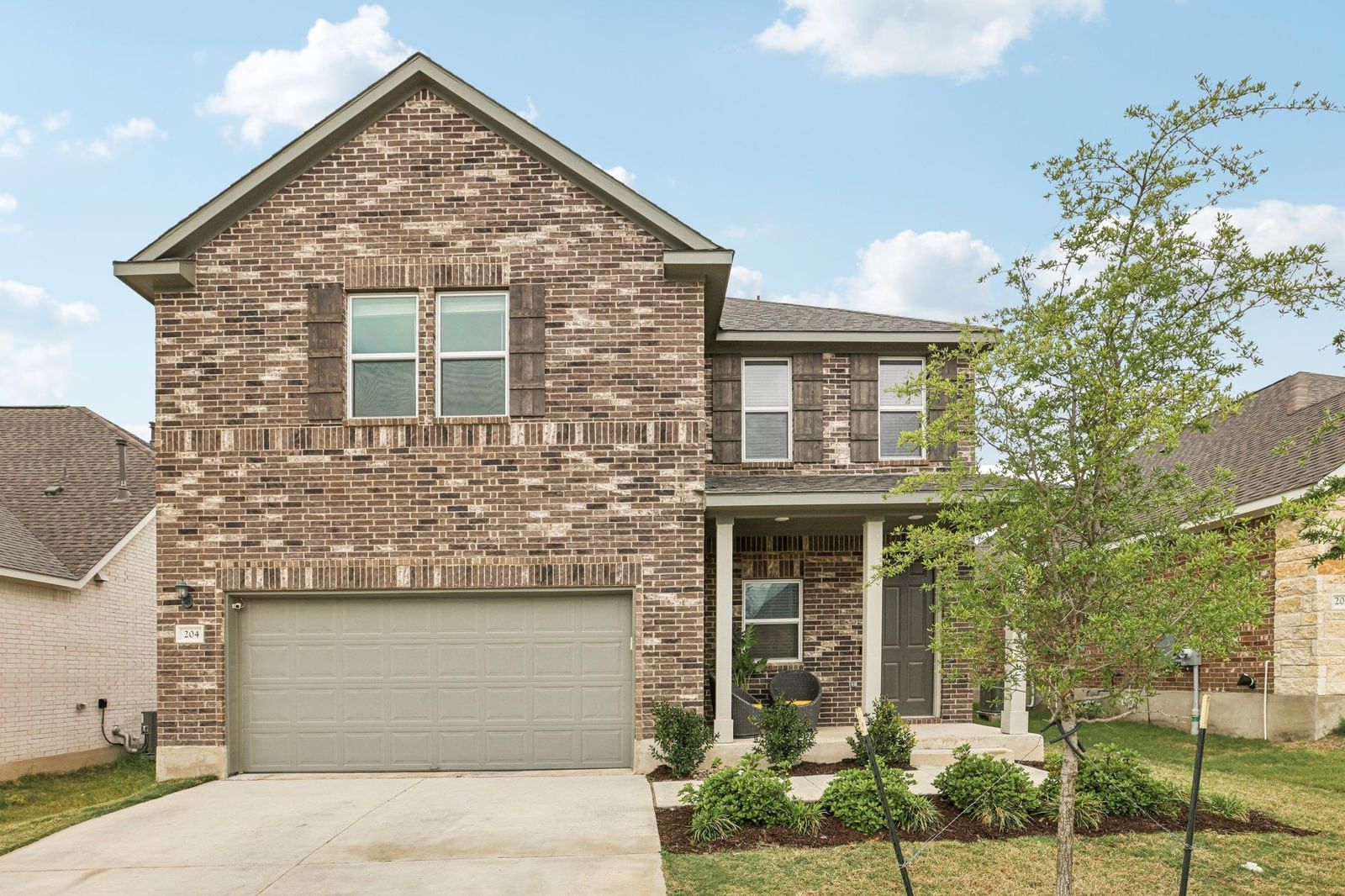 204 Swinging H LN - Photo 1