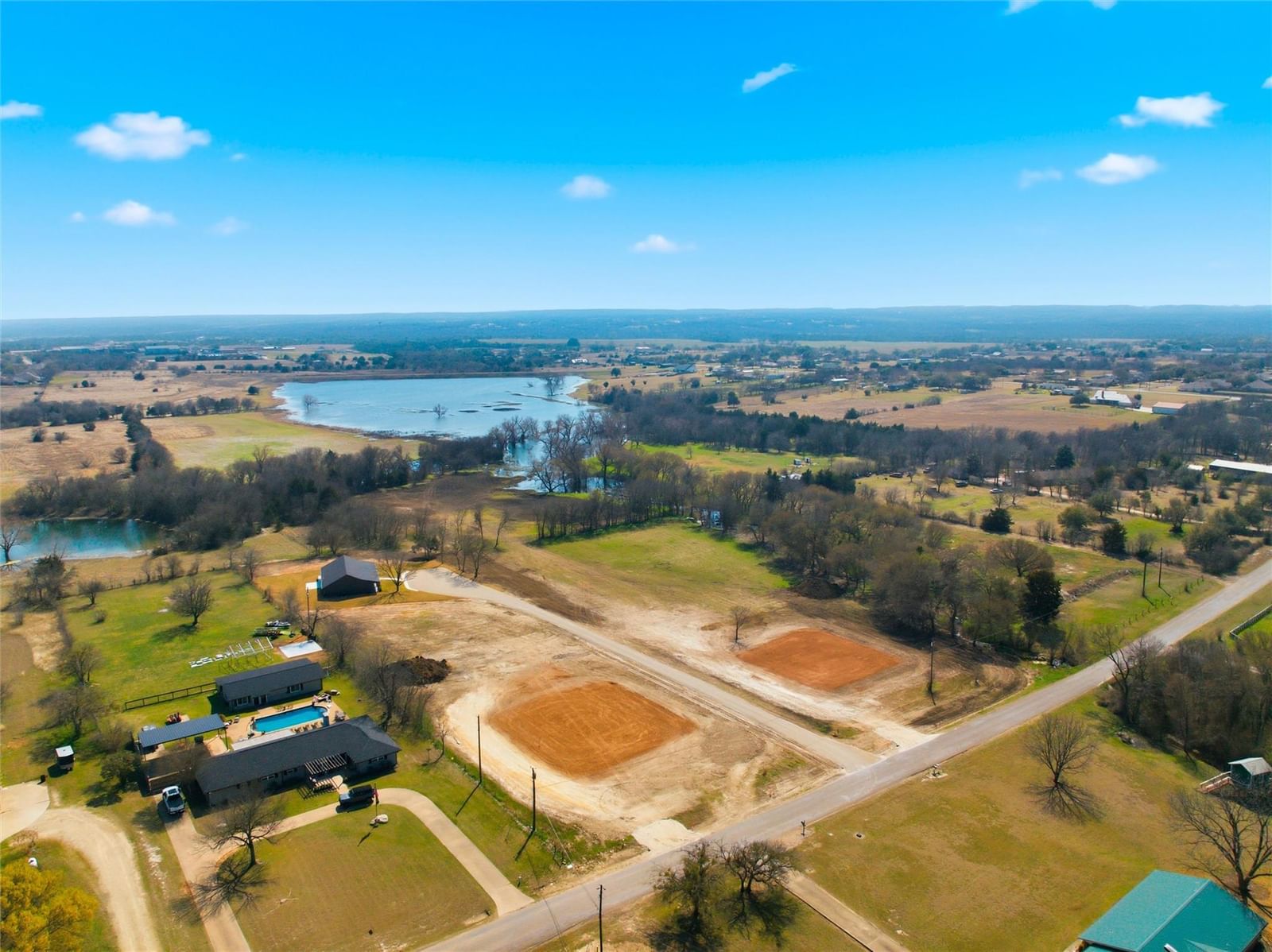 2303 Pilgrim LN - Photo 1