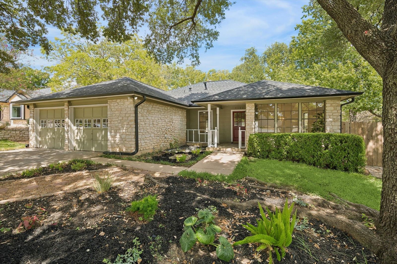 2102 Taylor Simonetti Ave - Photo 1