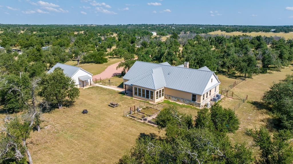 1282 Vintage Oaks DR - Photo 1