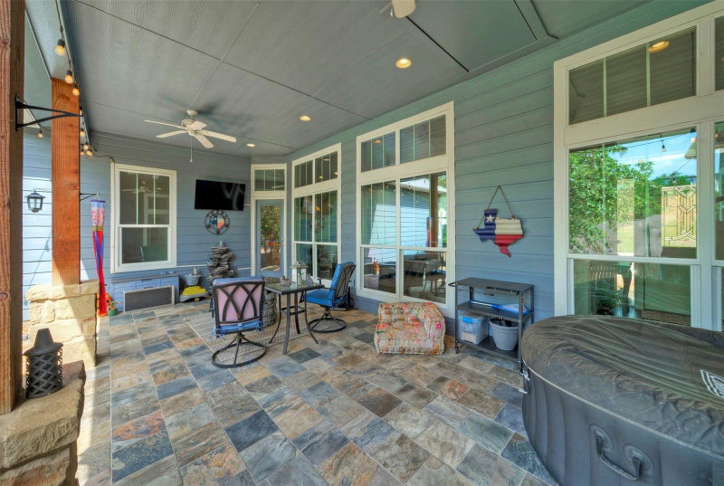 Property photo 25