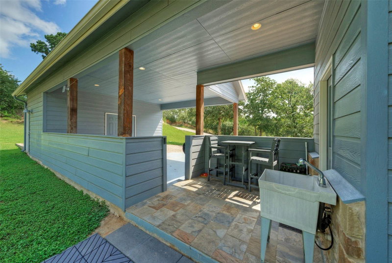 Property photo 28