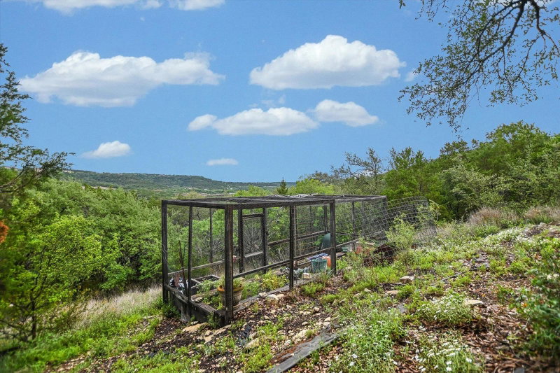 Property photo 24