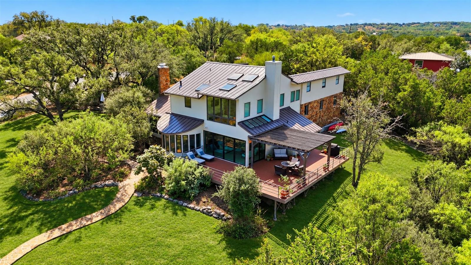 100 Derby DR - Photo 1
