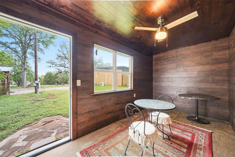 Property photo 28