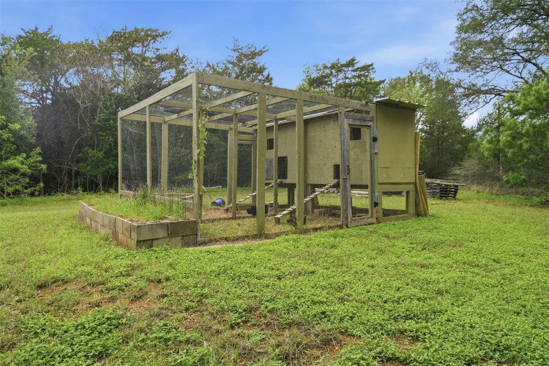 Property photo 38