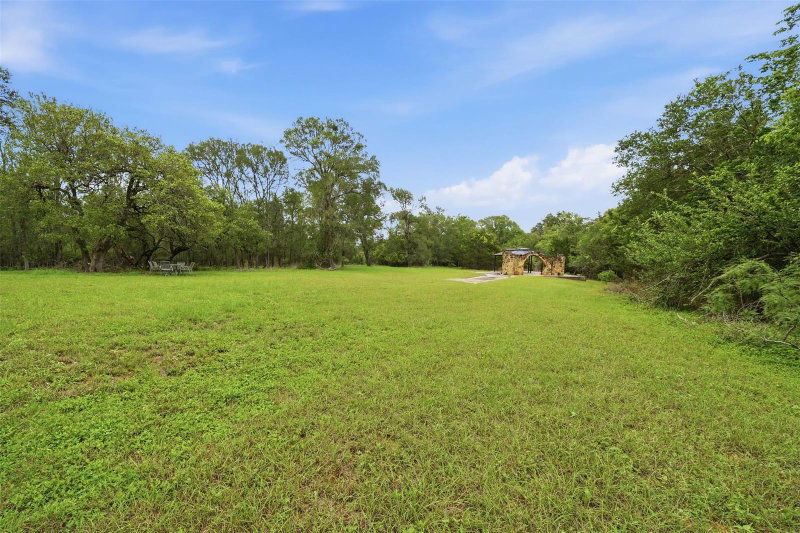 Property photo 39