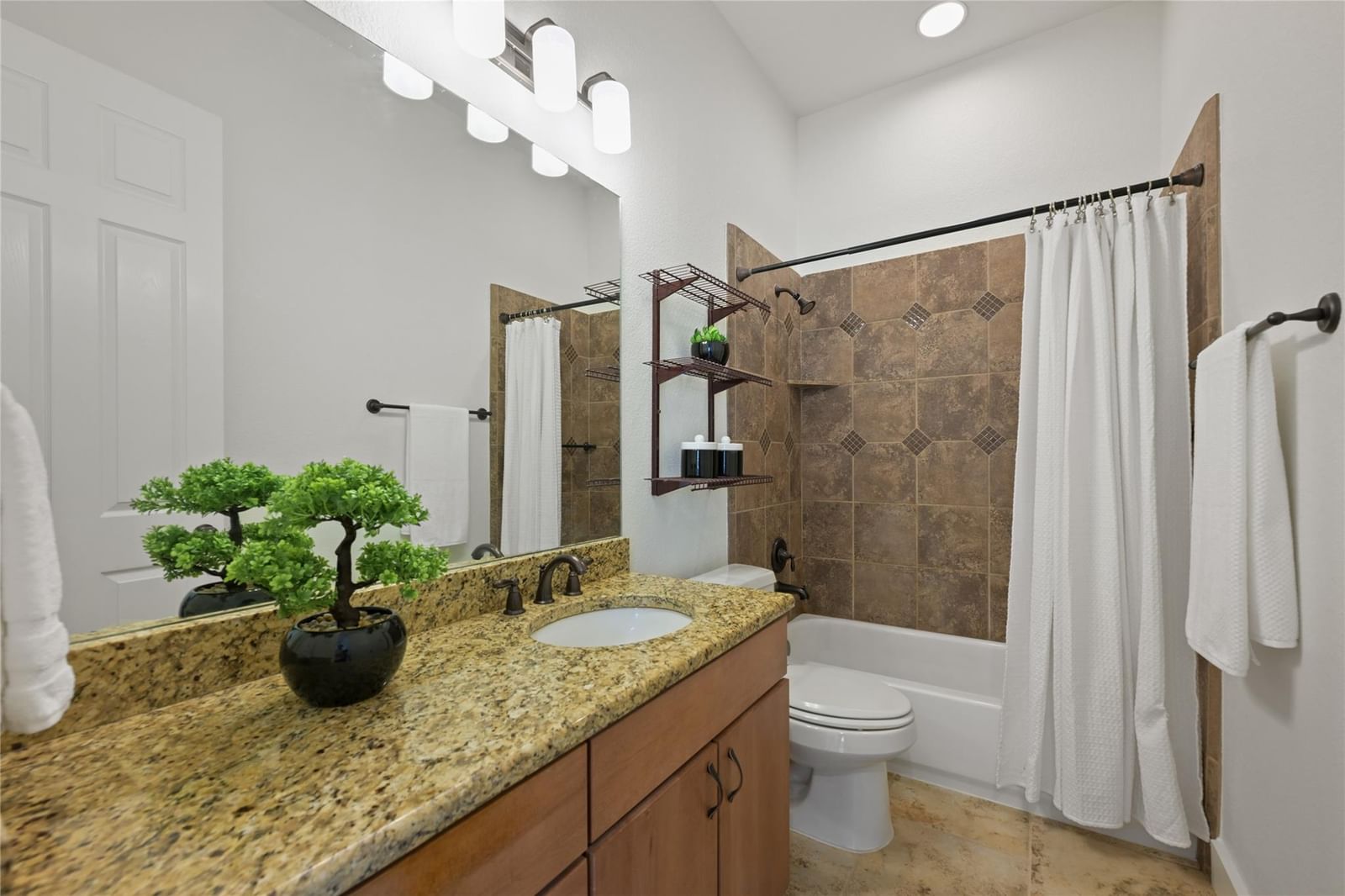 Photo 23