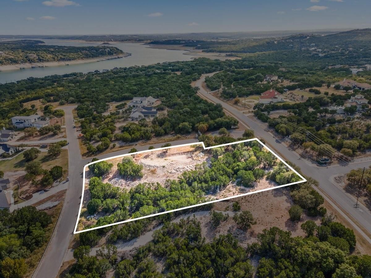 17620 Hunters Hollow - Photo 1