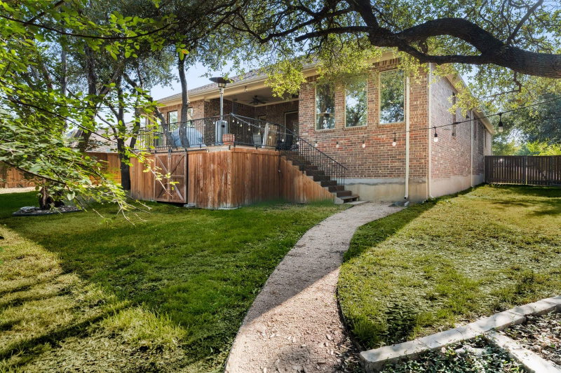 Property photo 32