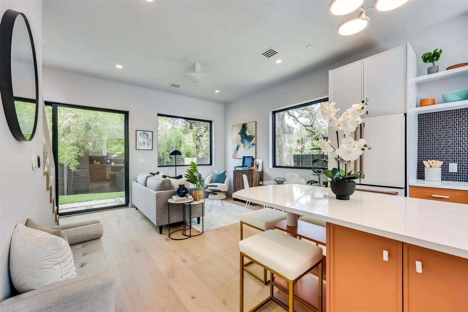 107 Johanna ST #C - Photo 1
