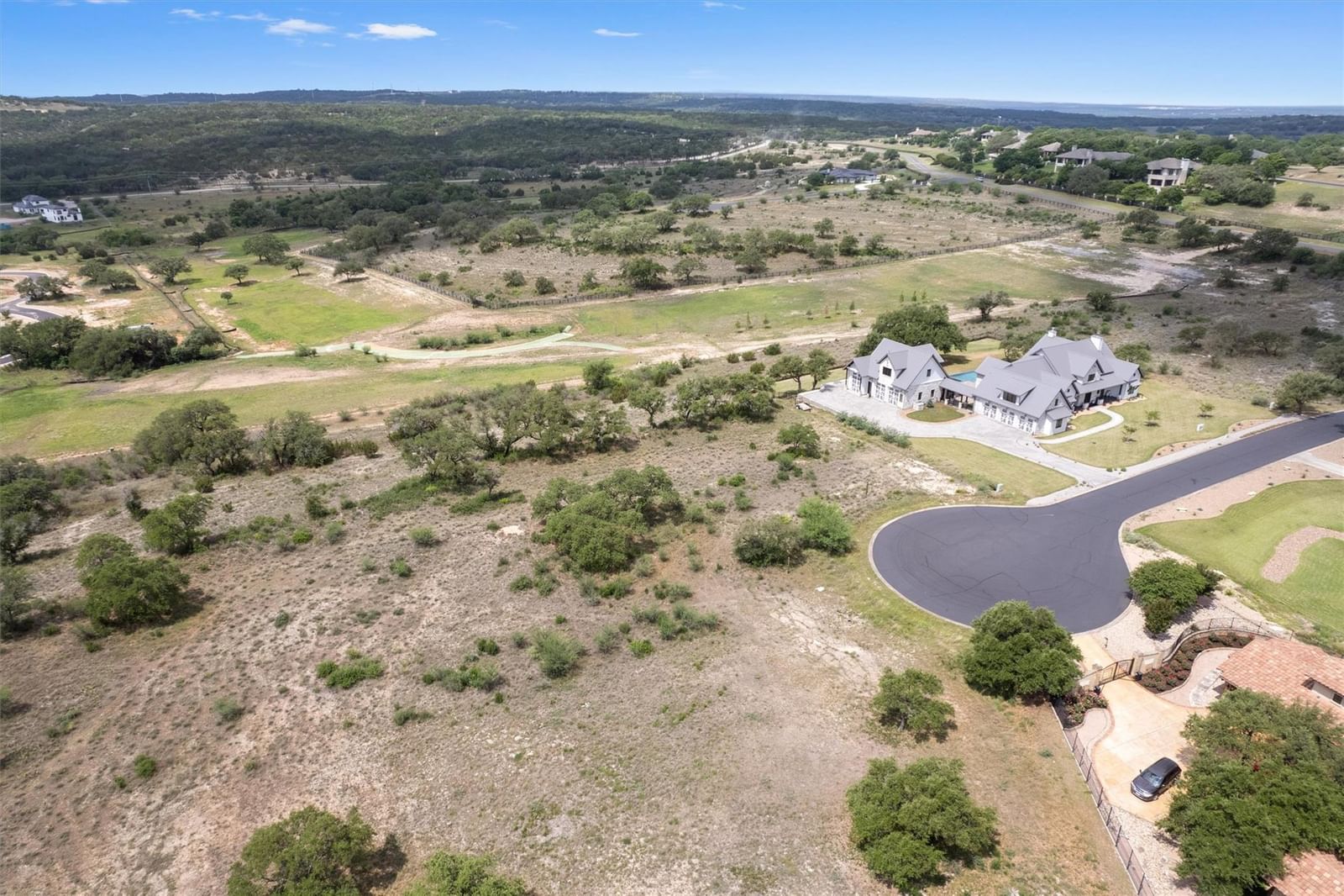 1117 Saddlebrook CYN - Photo 1