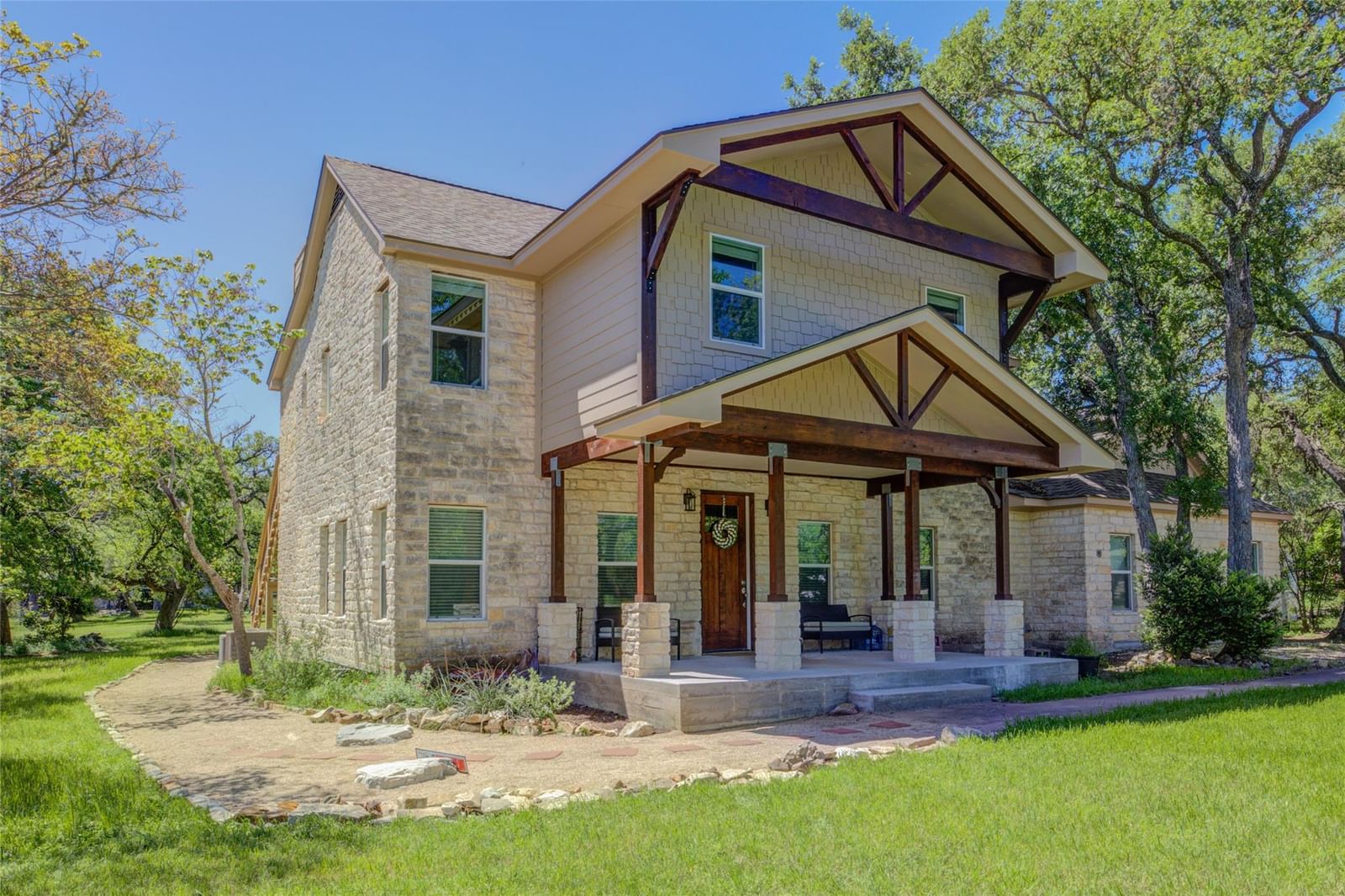 7917 Forest View DR - Photo 1