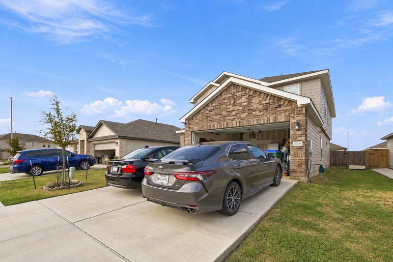 Property photo 35